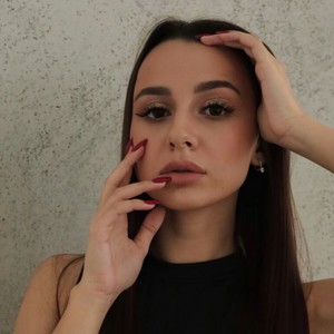 CarolineAven